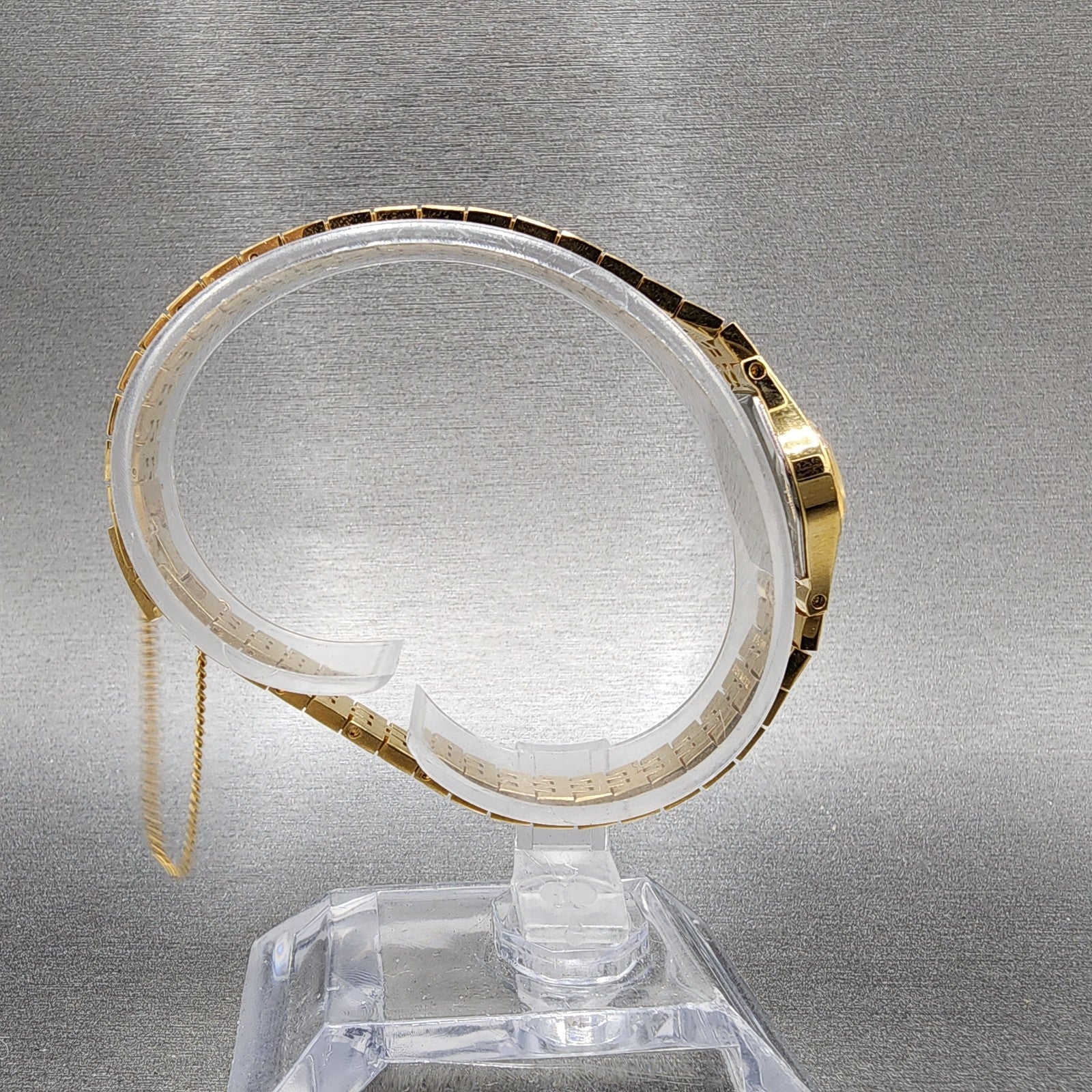 Seiko Watch Women 17mm Brown Dial Gold Tone Oval 2C205759 New Battery NOS8