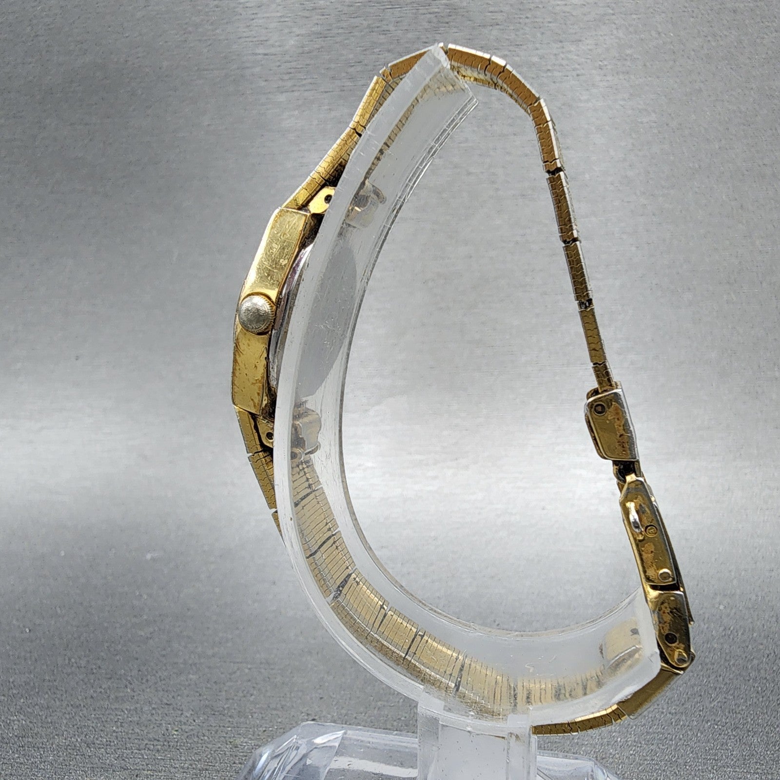 Seiko Watch Women 17mm Gold Dial Gold Tone Round 54200129 New Battery Vintage6