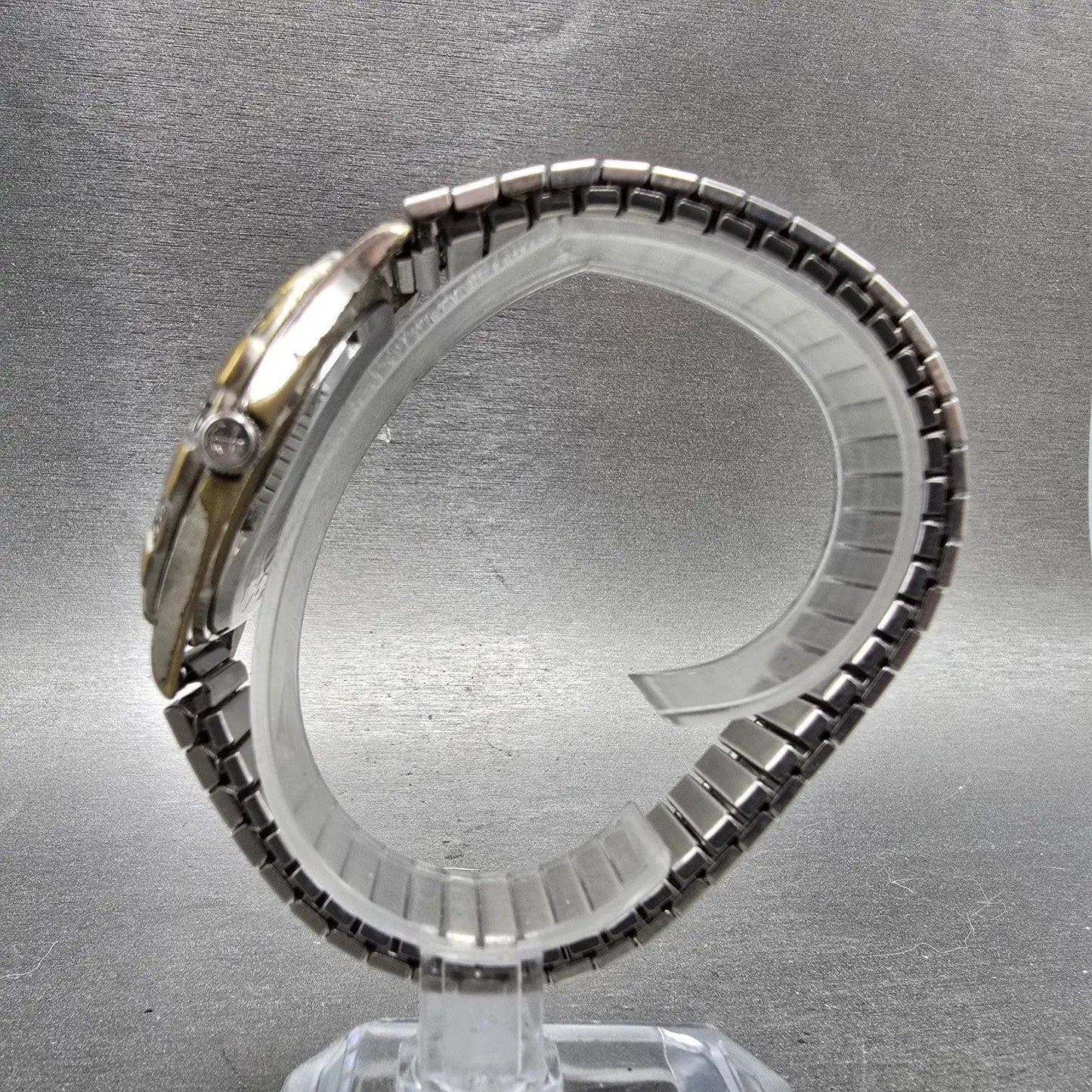 Calypso Dive Watch Men 37mm White Dial Silver Tone Round Stretch Band New Batt6