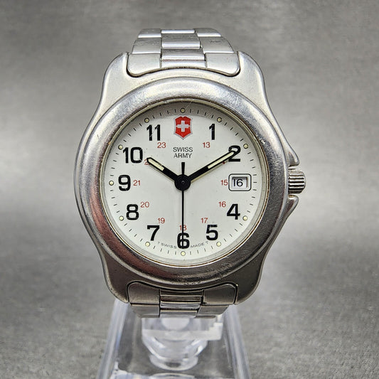 Victorinox Swiss Army Officer Watch Women 30mm White Dial Silver Tone Date Runs0