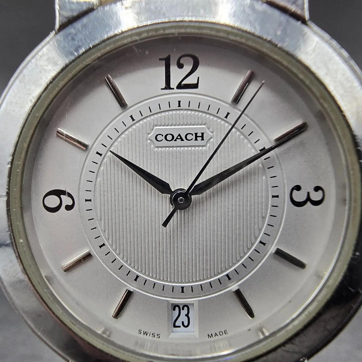 Coach Watch Men 34mm White Dial Silver Tone Date Round W516 New Battery1