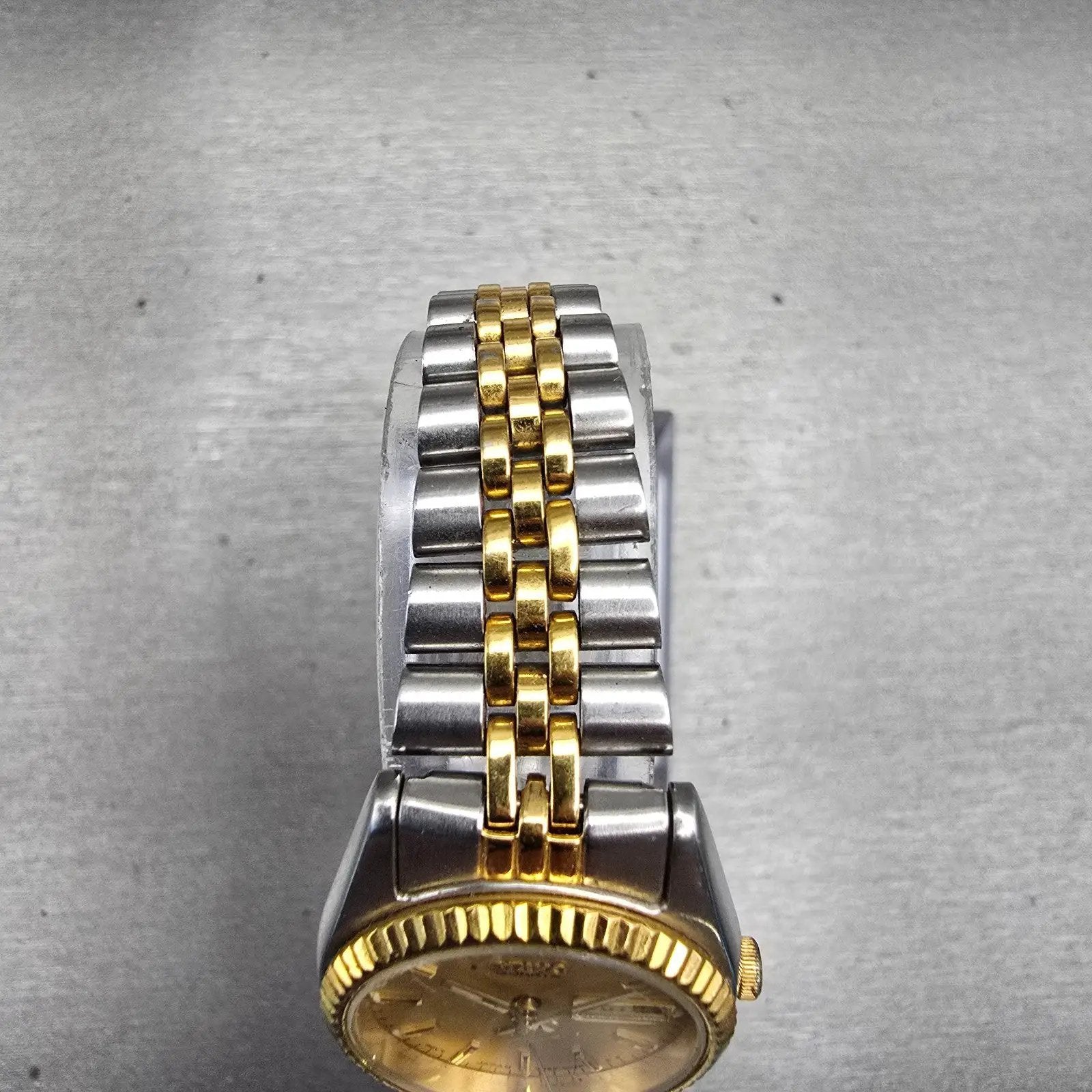 Seiko Watch Women 24mm Gold Dial Two Tone Daydate Round 7N83-0041 New Battery4