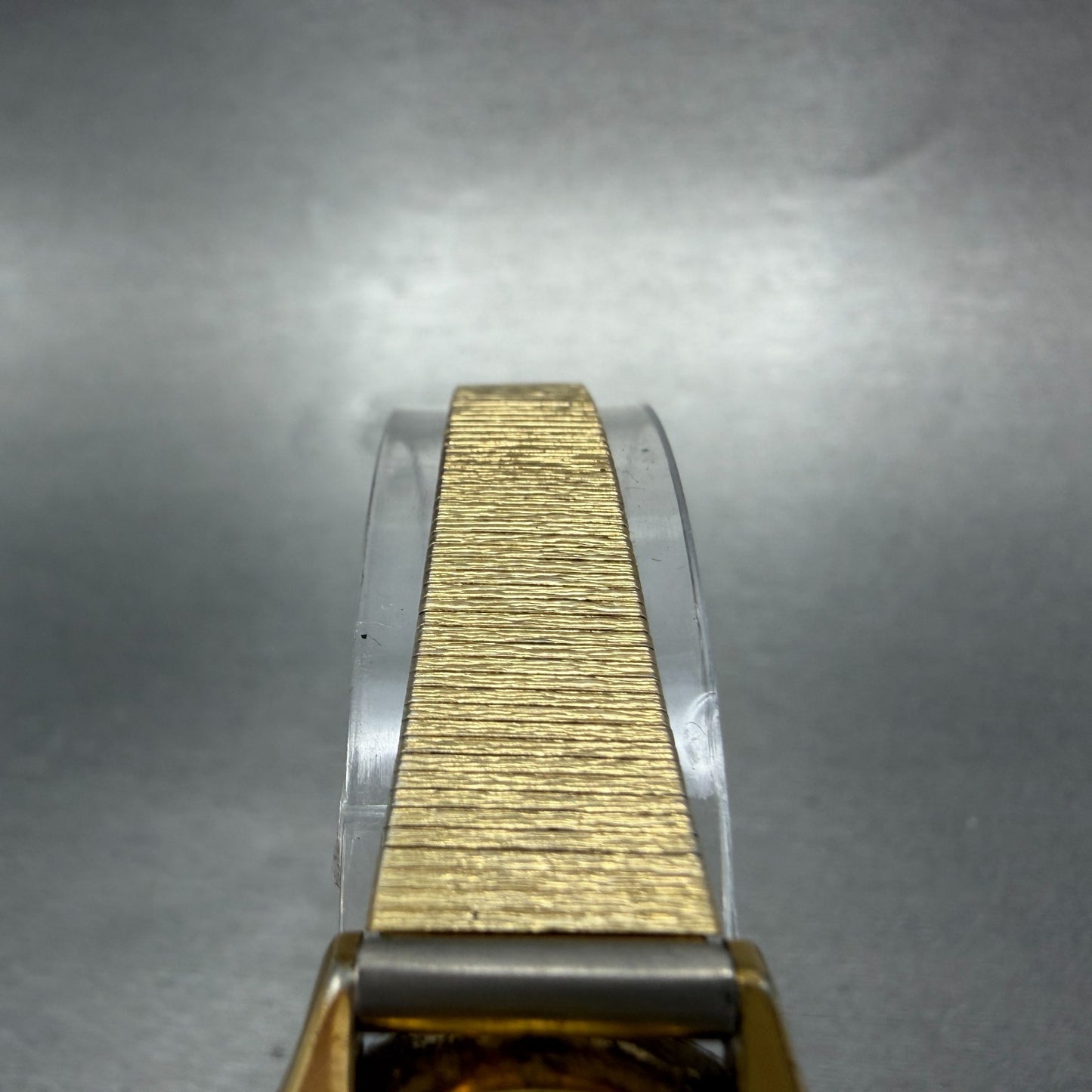 Seiko Watch Women 25mm Silver Dial Gold Tone Round 2621-0080 New Battery JR54