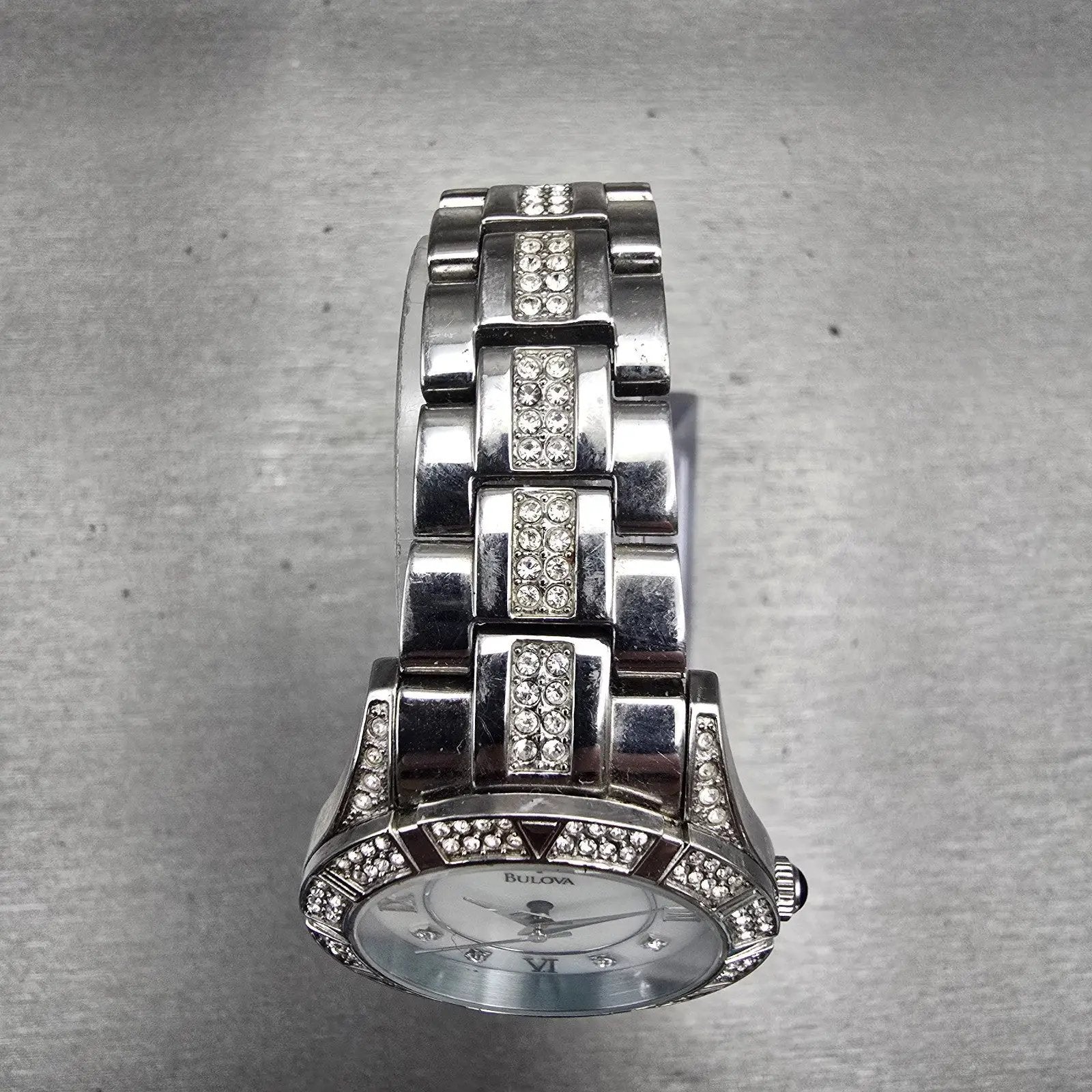 Bulova Watch Women 30mm MOP Dial Silver Tone Gemmed Round 96L116 New Battery F4