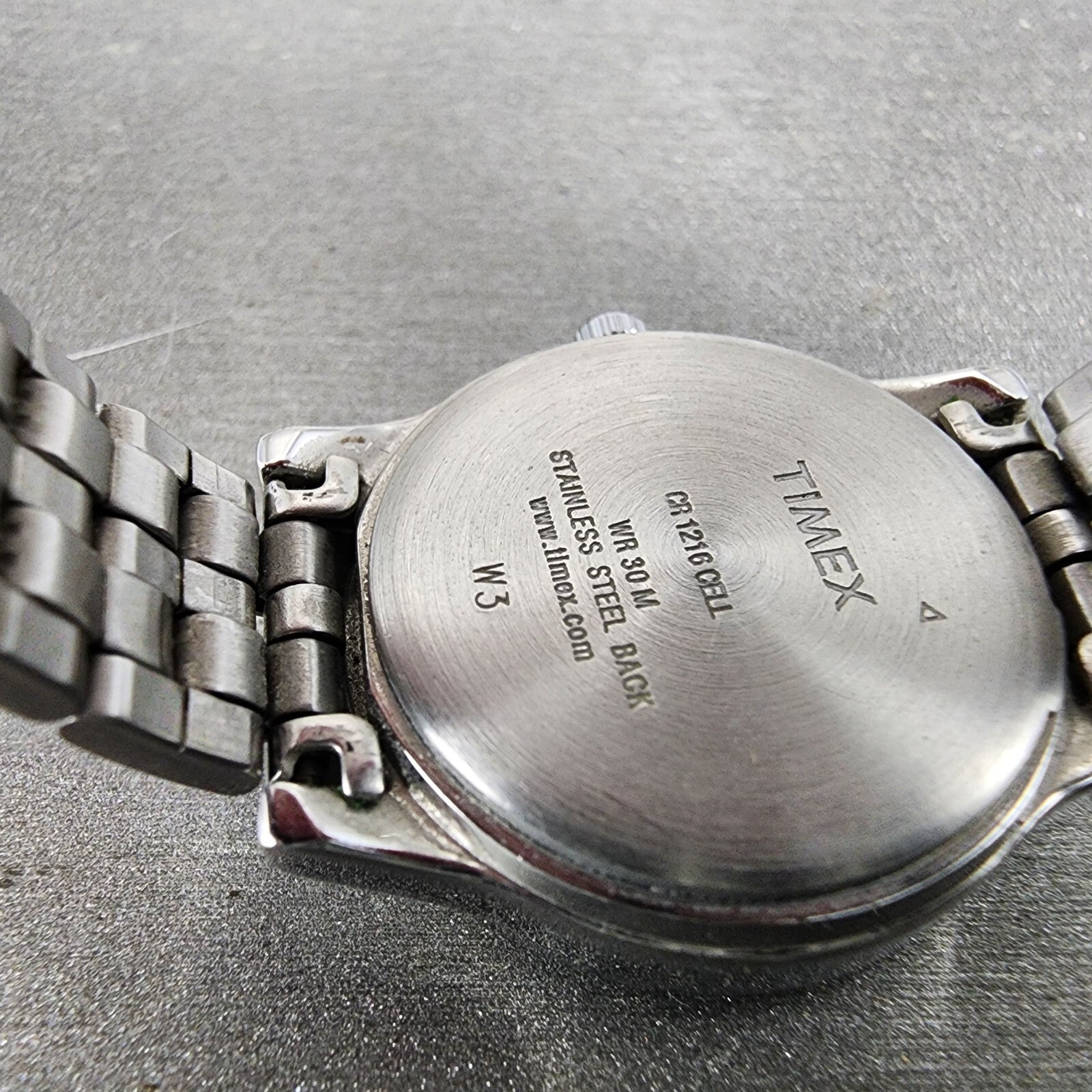 Timex Indiglo Watch Women 25mm MOP Dial Silver Tone Date Round New battery9