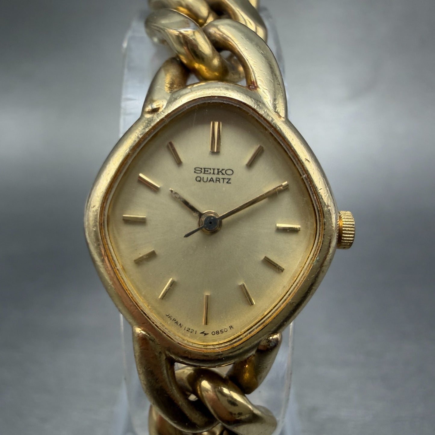 Seiko Watch Women 19mm Champagne Dial Gold Tone 1221-5600 New Battery Vintage0
