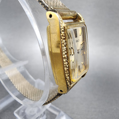 Seiko Tank Watch Women 15mm Champagne Dial Gold Tone Manual 113189 Runs3