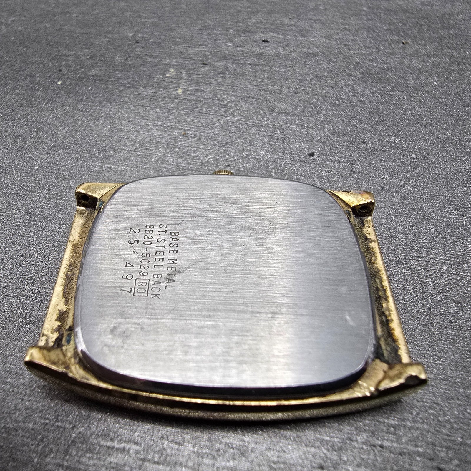 Seiko Tank Watch Men 28mm Champagne Dial Gold Tone Rectangle 8620-5029 PARTS VTG11