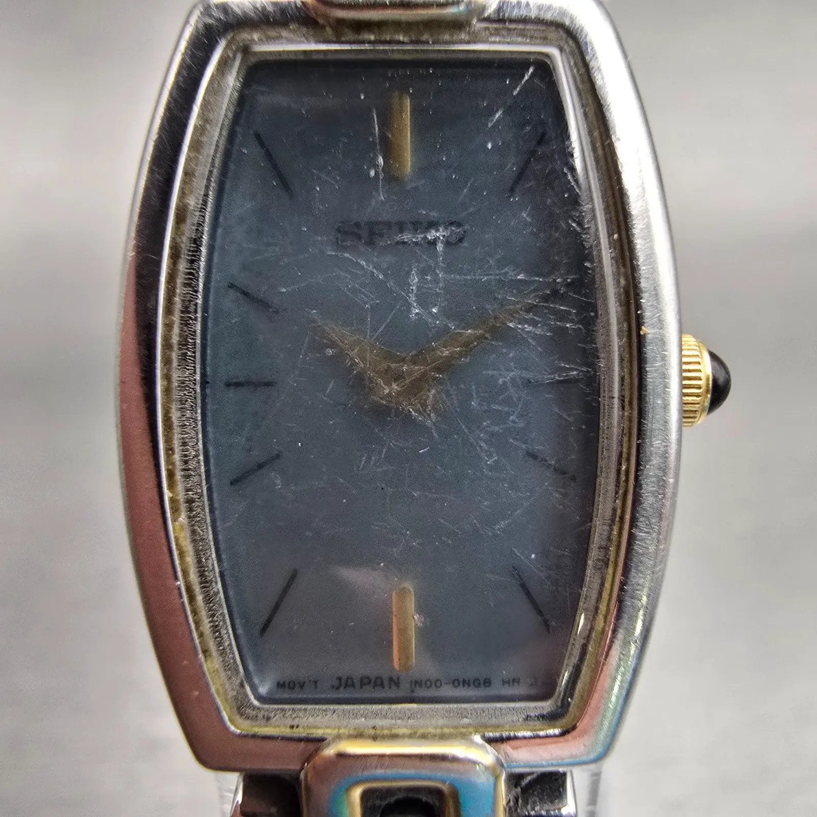 Seiko Watch Women 16mm MOP Dial Silver Tone Oval 1N00-0JL0 New Battery Vintage1