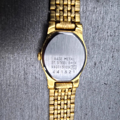 Seiko Watch Women 17mm Gold Dial Gold Tone Oval V401-5109 New Battery Vintage10