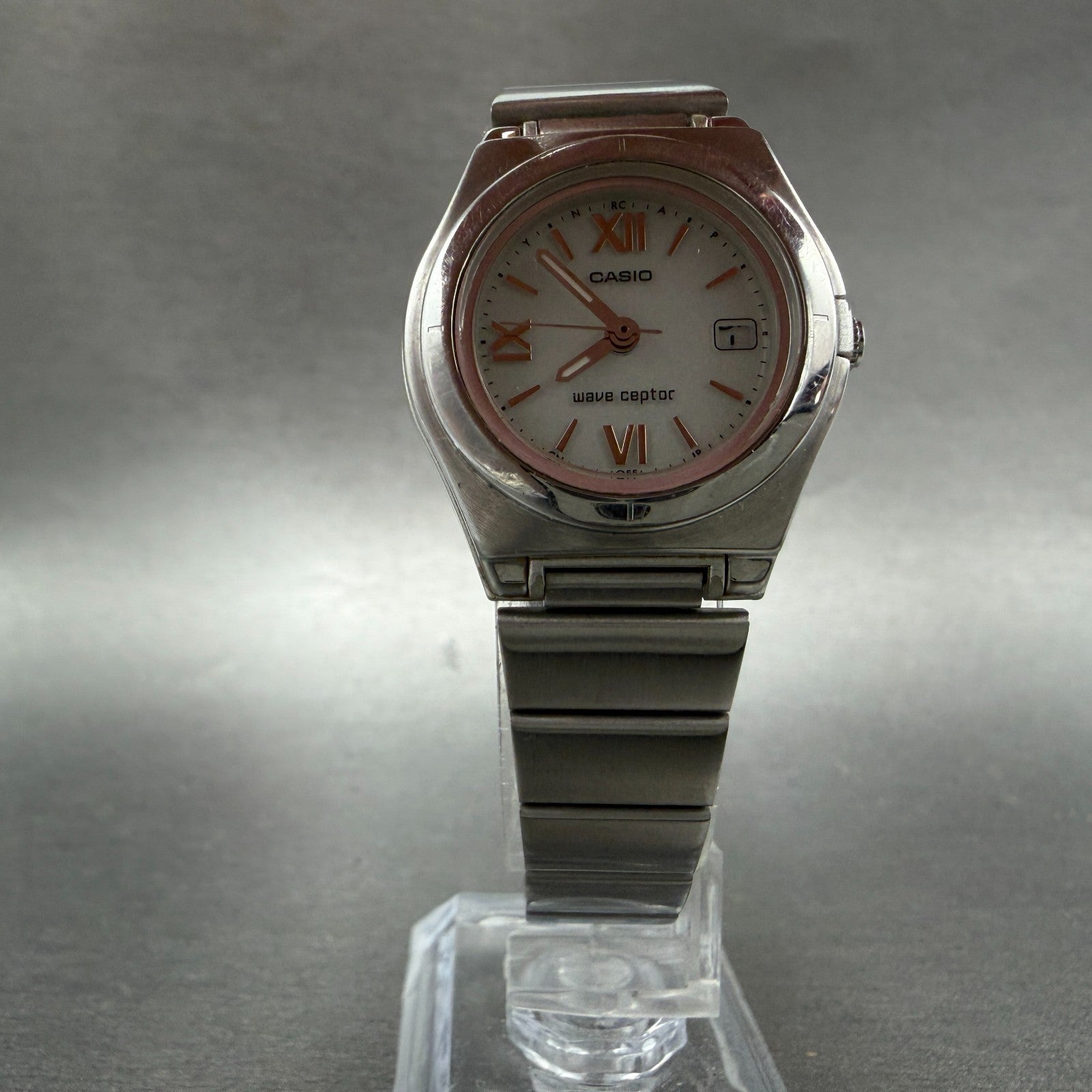 Casio Waveceptor Watch Women 28mm White Dial Silver Tone Date LWQ-10 Works Solar5
