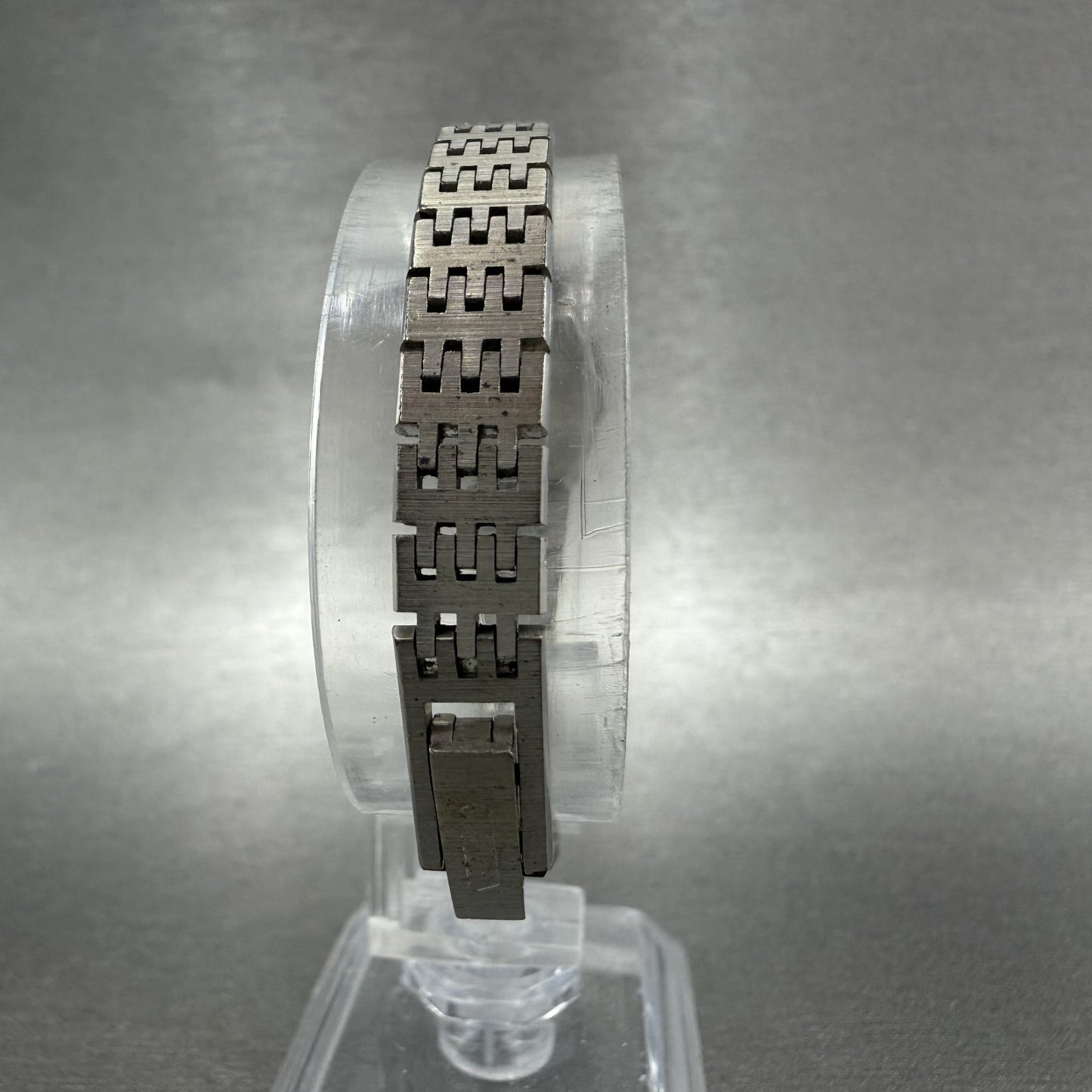 Citizen CQ Watch Women 18mm Silver Dial Silver Tone 4153511 New Battery7