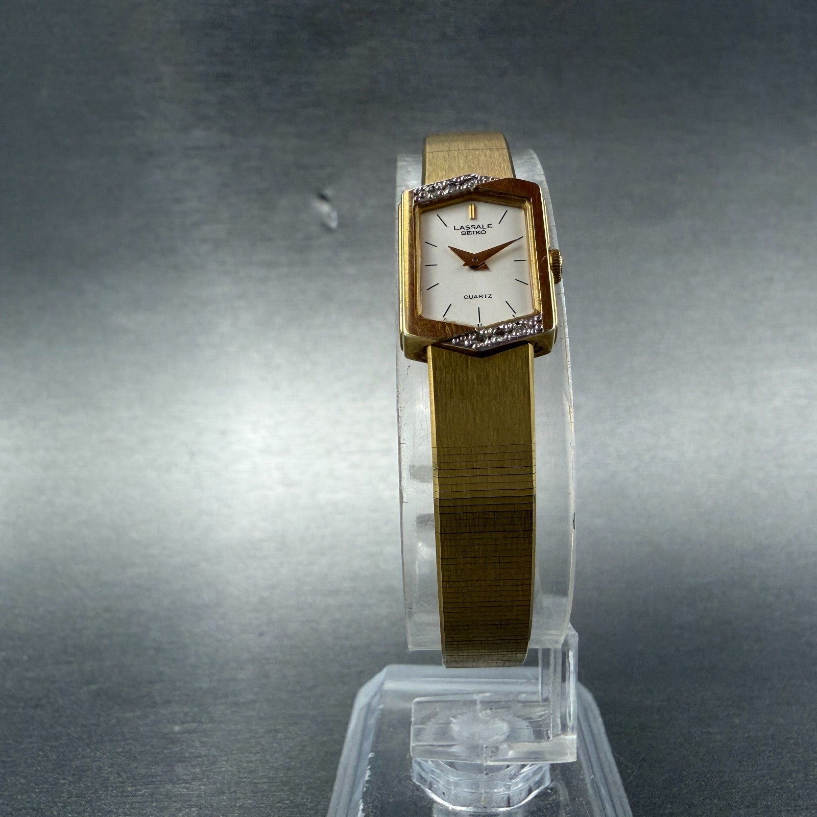 Seiko Lassale Watch Women 13mm White Dial Gold Tone Hexagon 1E50-5039 NewBattery5