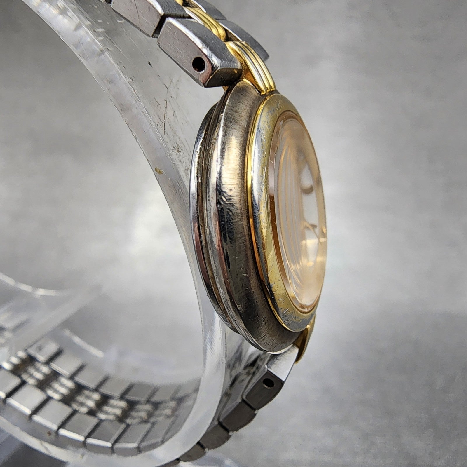 Seiko Creo Watch Women 23mm White Dial Two Tone 4n210140 New Battery3