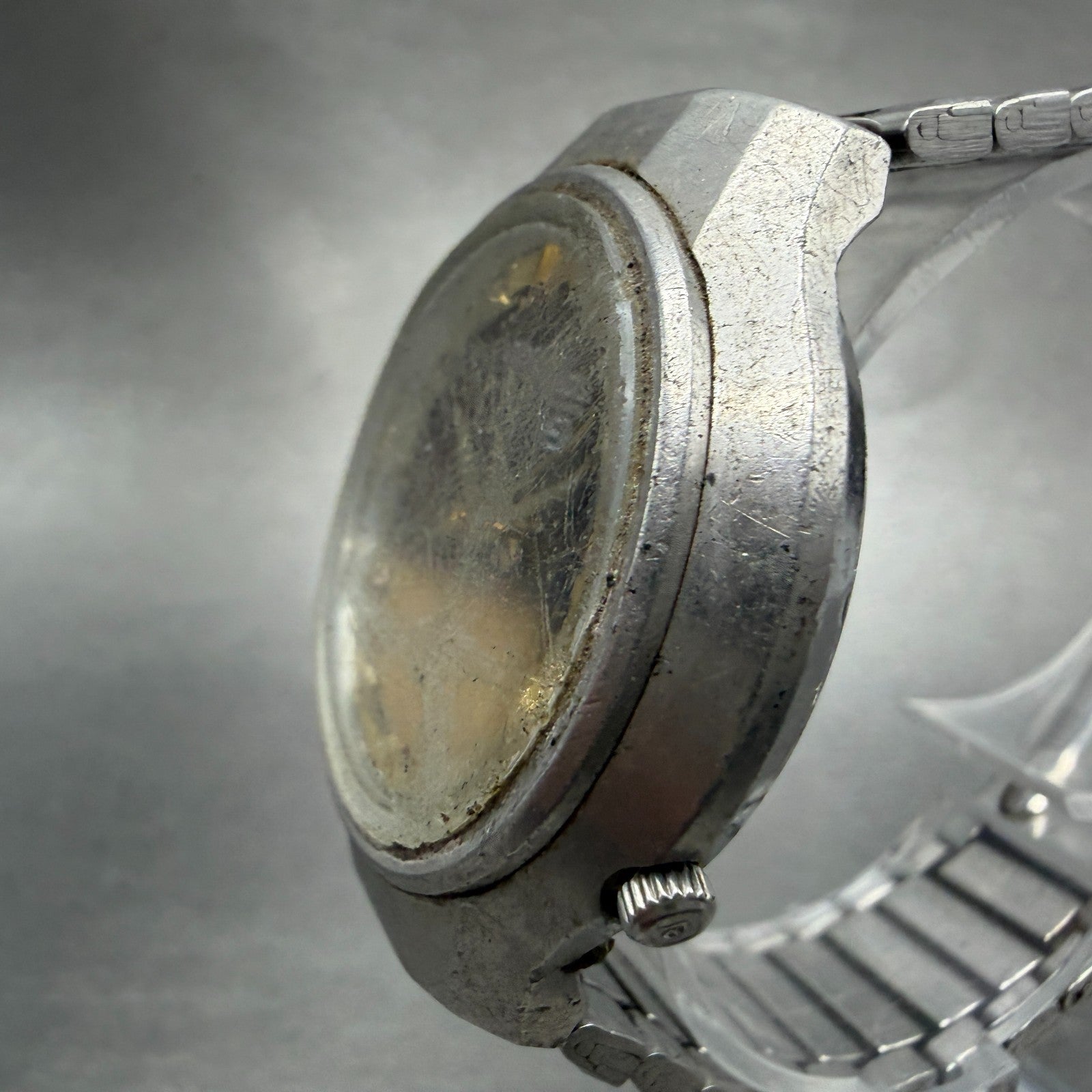 Ricoh Riquartz Watch Men 38mm Tiger Eye Dial Steel Date Round VTG PARTS3