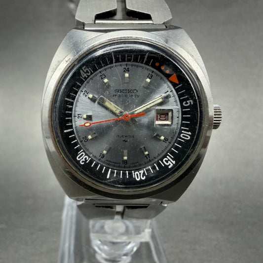 Seiko Matic Lady Watch Women 30mm Silver Dial Silver Tone Date Vinatge  PARTS0