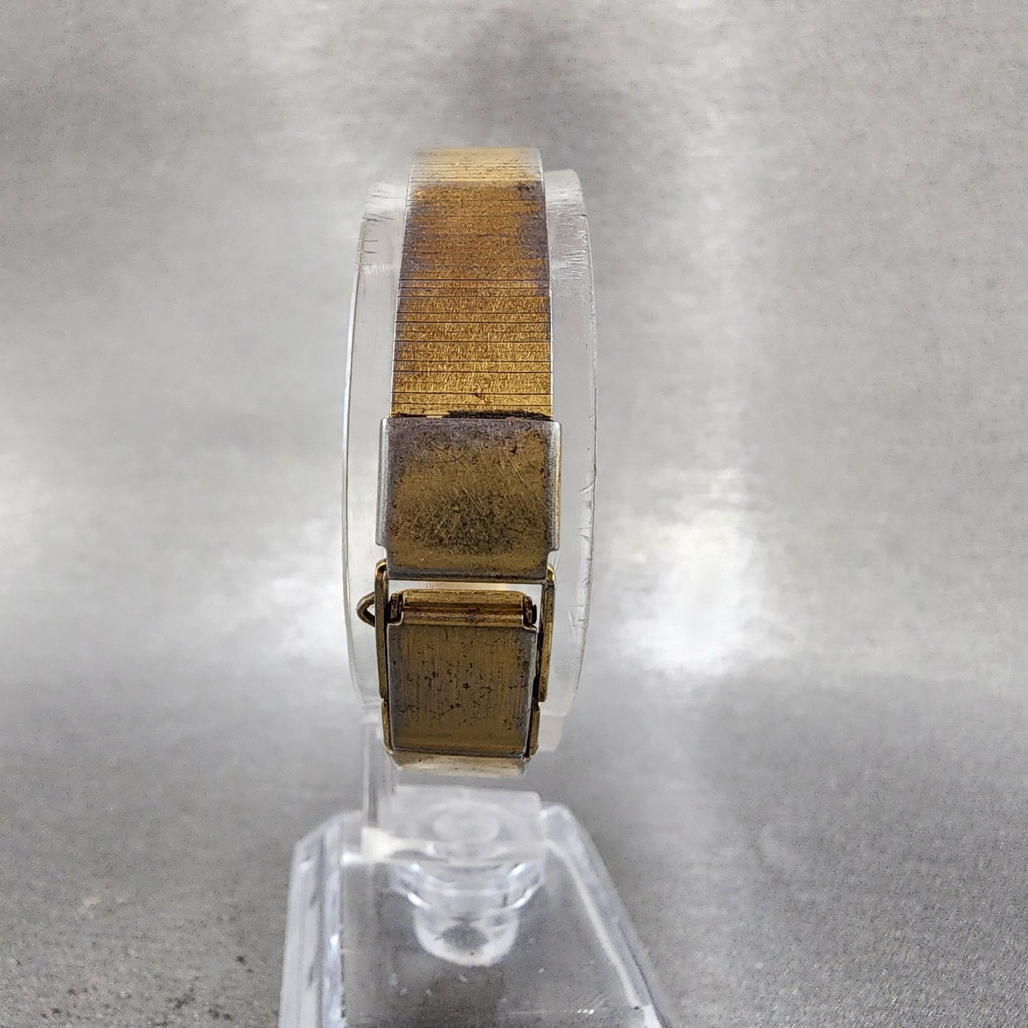 Seiko Tank Watch Women 13mm Champagne Dial Gold Tone 2e205259 New Battery7