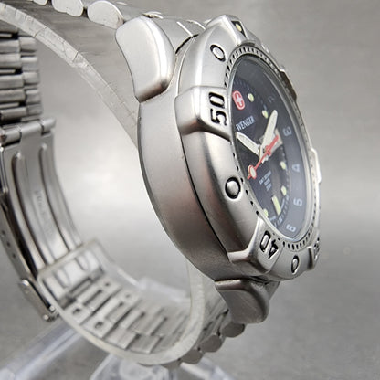 Wenger SMT Dive Watch Women 30mm Blue Dial Steel Daydate Round 091.0654 New Batt3