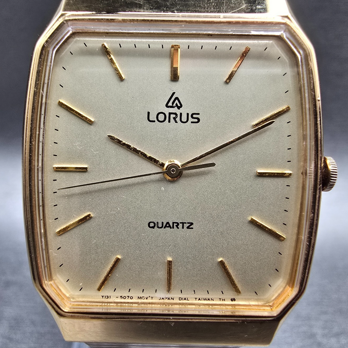 Seiko Lorus Watch Men 29mm Champagne Dial Gold Tone Rectangle Y131-5030 New Batt1