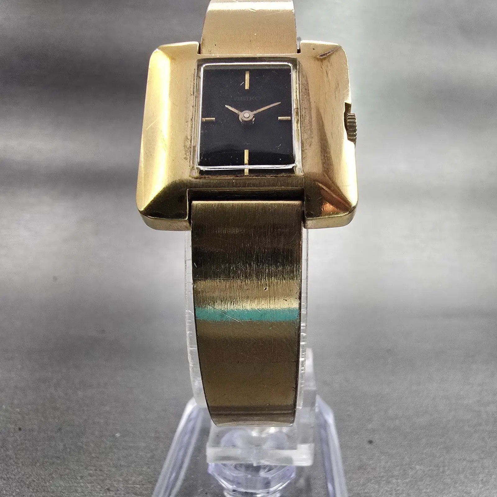Seiko Watch Women 24mm Black Dial Gold Tone Rectangle 11-3478 Vintage Works5