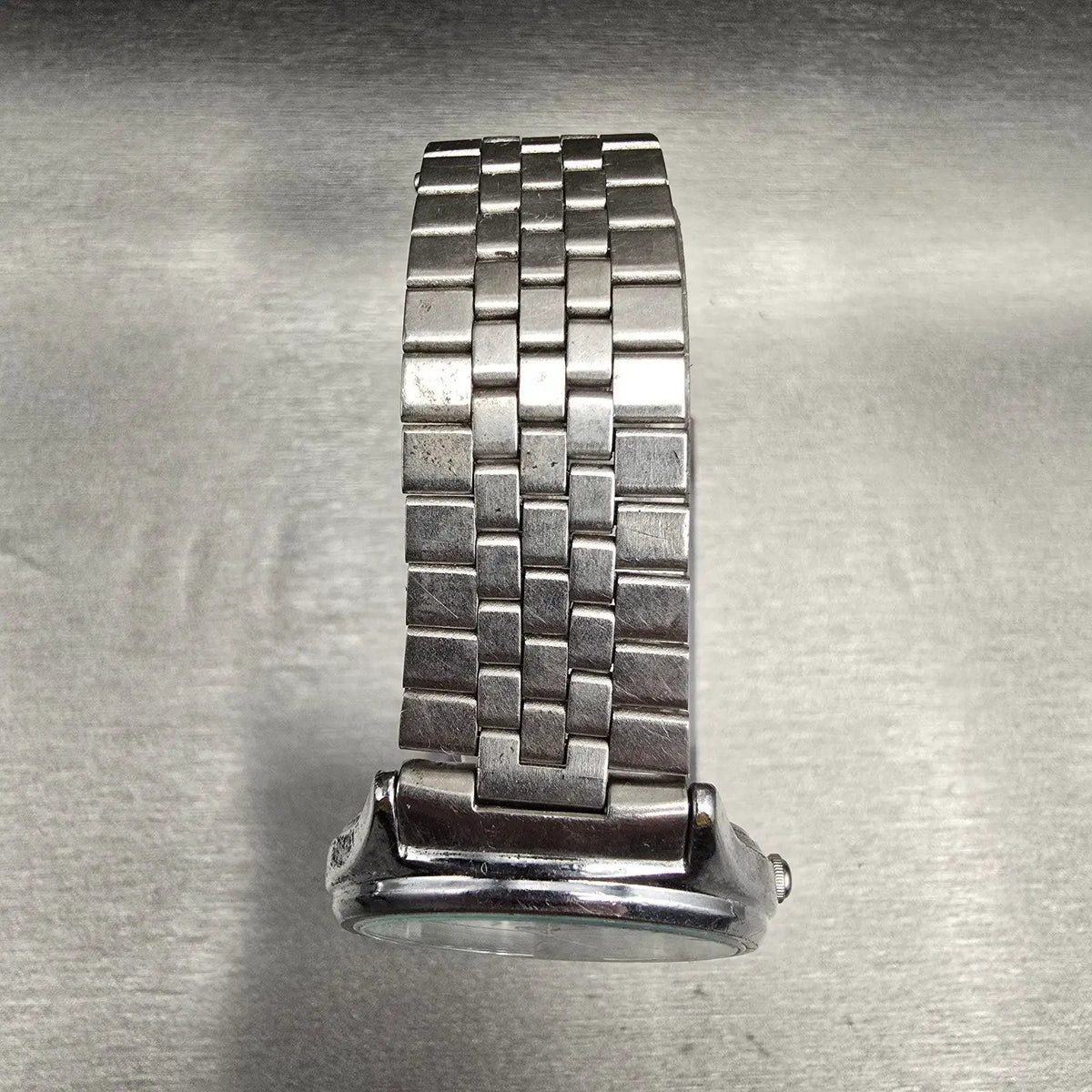 Seiko Alba Watch Men 34mm Silver Dial Silver Tone Daydate Round V743-7A00 NewBat4