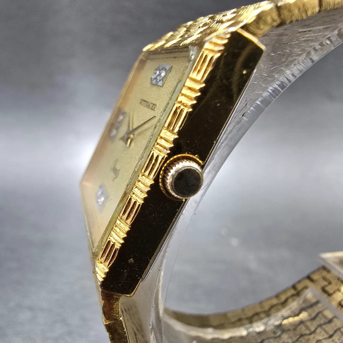 Wittnauer Tank Watch Men 25mm Gold Dial Gold Tone Rectangle Mesh Band New Batt 62