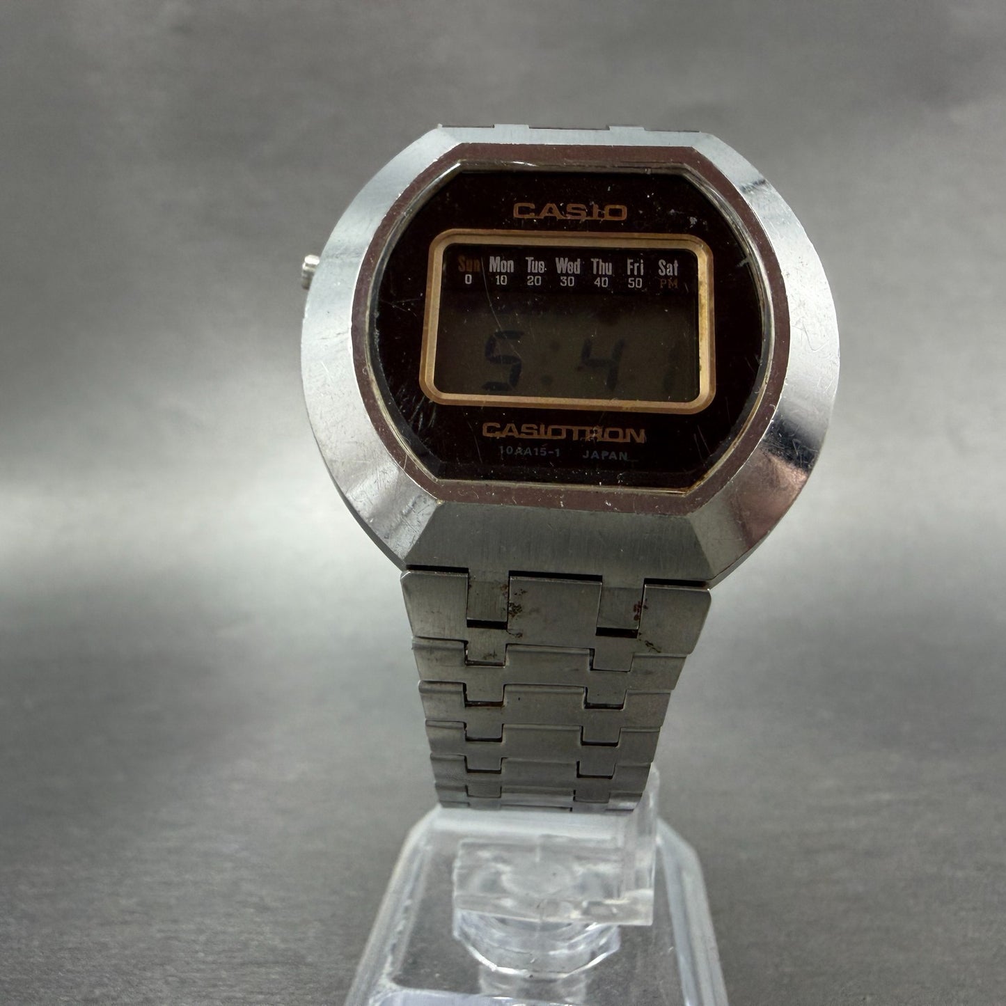 Casio casiotron O-11 Watch Men 36mm Digital Steel Daydate Round NO BACK PARTS6