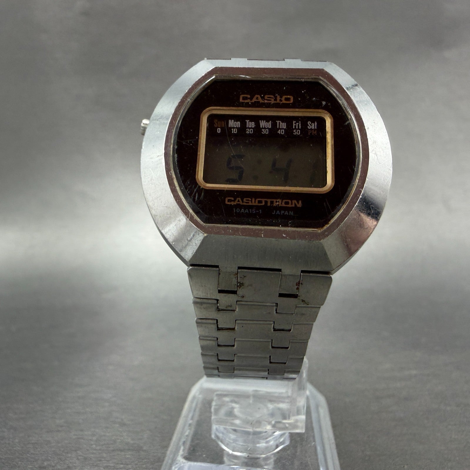 Casio casiotron O-11 Watch Men 36mm Digital Steel Daydate Round NO BACK PARTS6