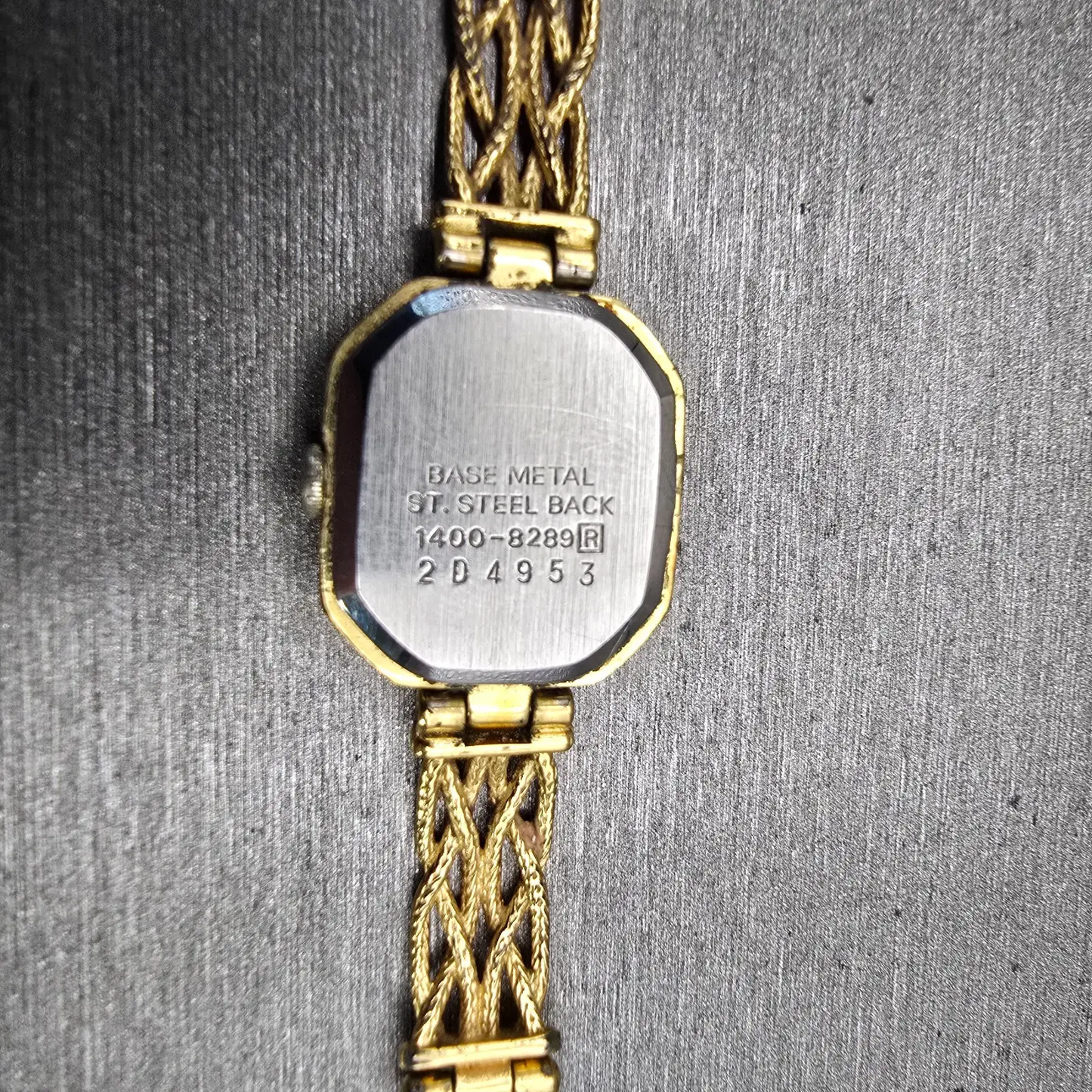 Seiko Watch Women 17mm Gold Dial Gold Tone Octagon 1400-8289 New Battery Vintage10