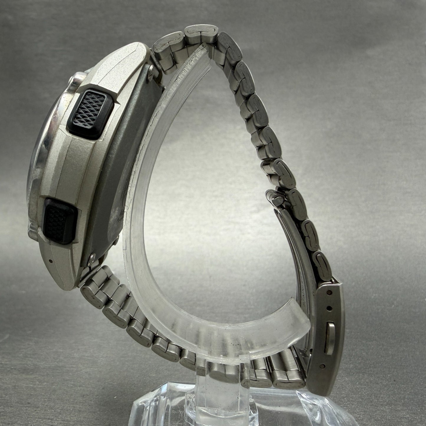 Citizen Q&Q Digital Watch Men 44mm LCD Silver Tone Alarm Chronograph Works Solar7