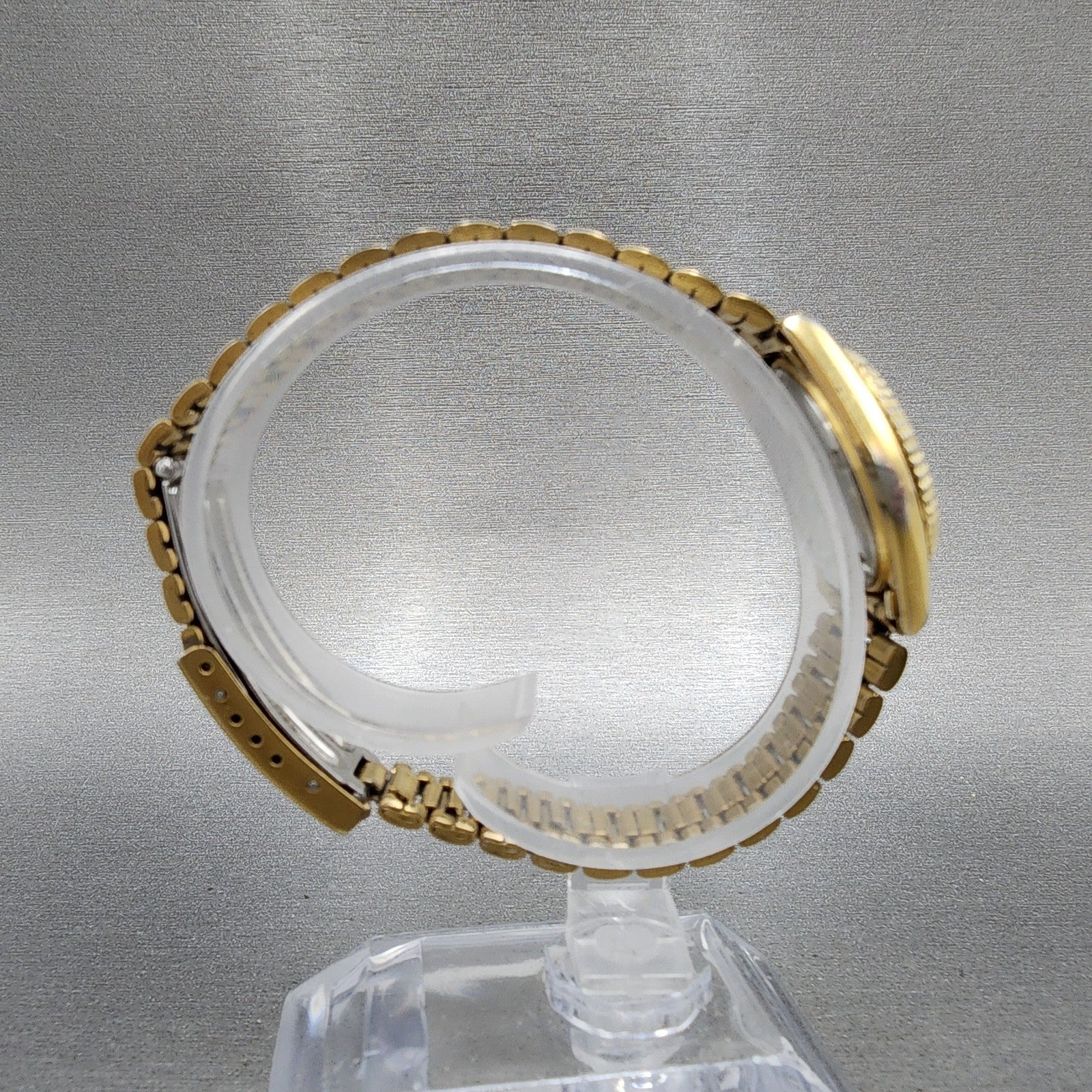 Seiko SQ Watch Women 24mm Gold Dial Gold Tone Daydate Round 3E230A60 NewBattery8