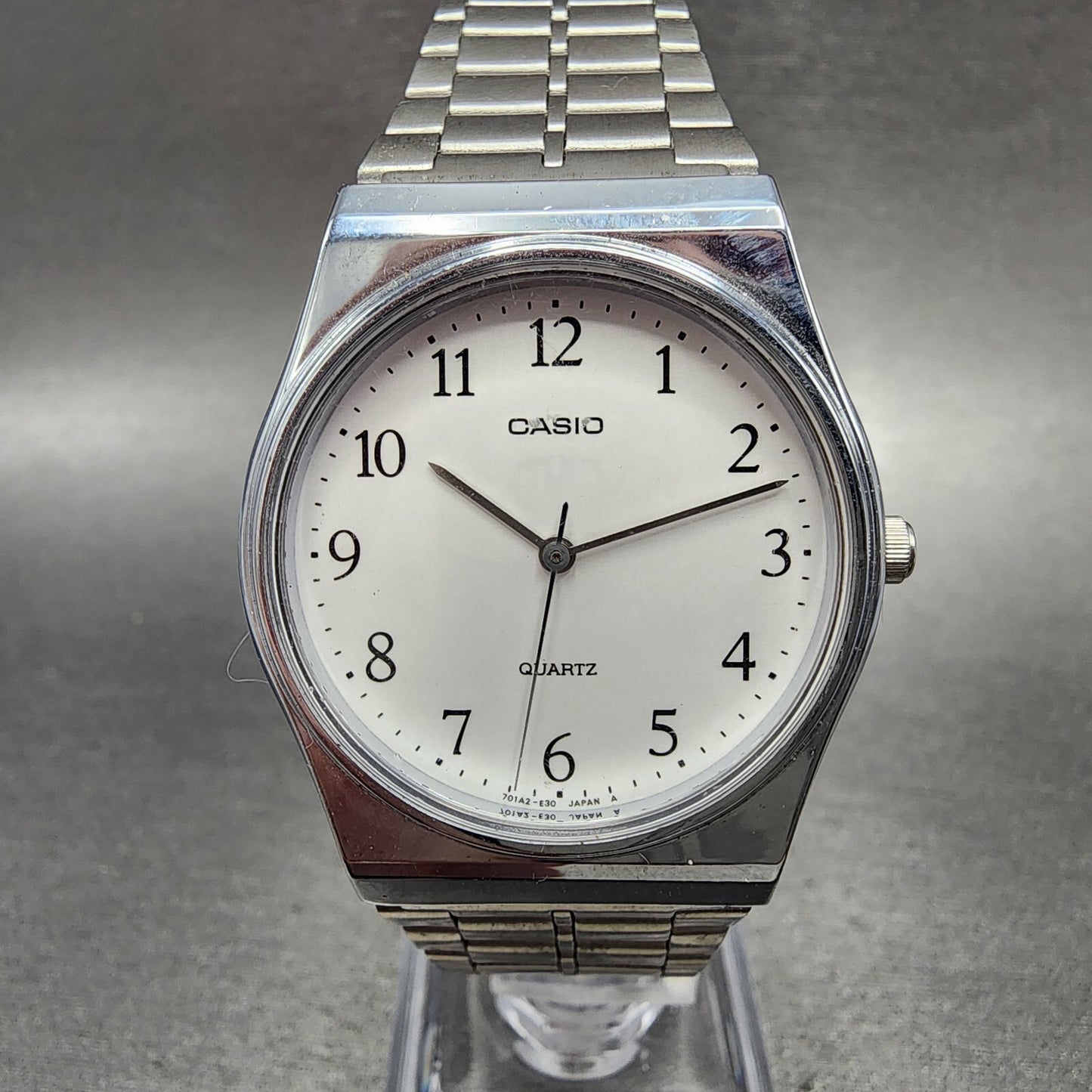Casio Watch Men 33mm White Dial Silver Tone Round MQ336 New Battery0