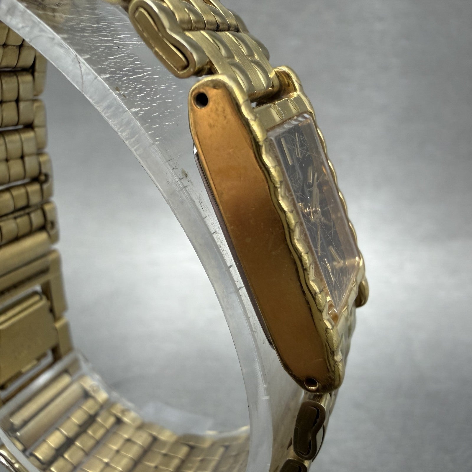 Seiko Tank Watch Women 16mm Black Dial Gold Tone Rectangle 1N015A69 New Battery3