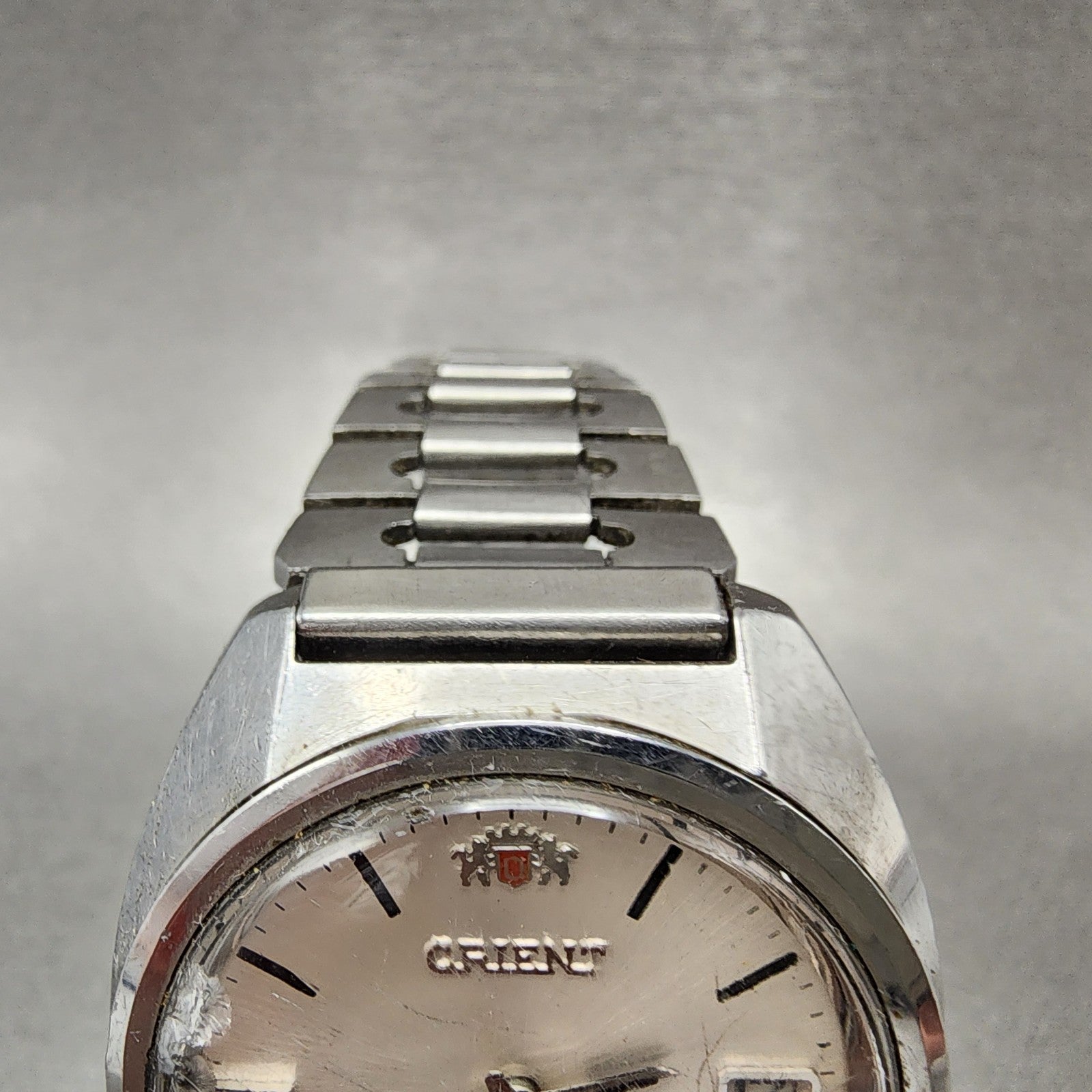Orient Automatic Watch Men 37mm White Dial SIlver Tone Date NO CROWN Runs VTG4
