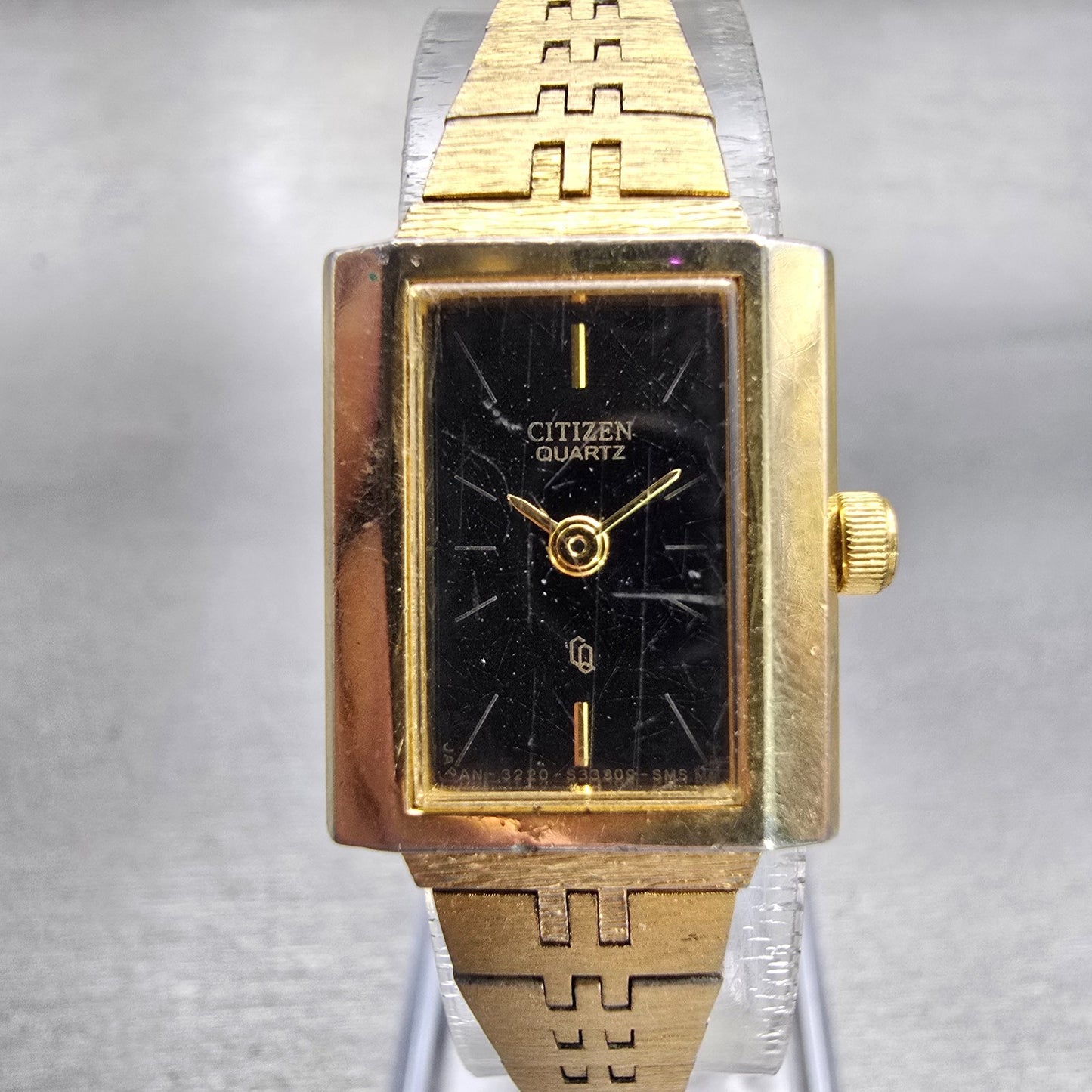 Citizen CQ Watch Women 17mm Black Dial Gold Tone Rectangle 3220-S18911 New Batt0