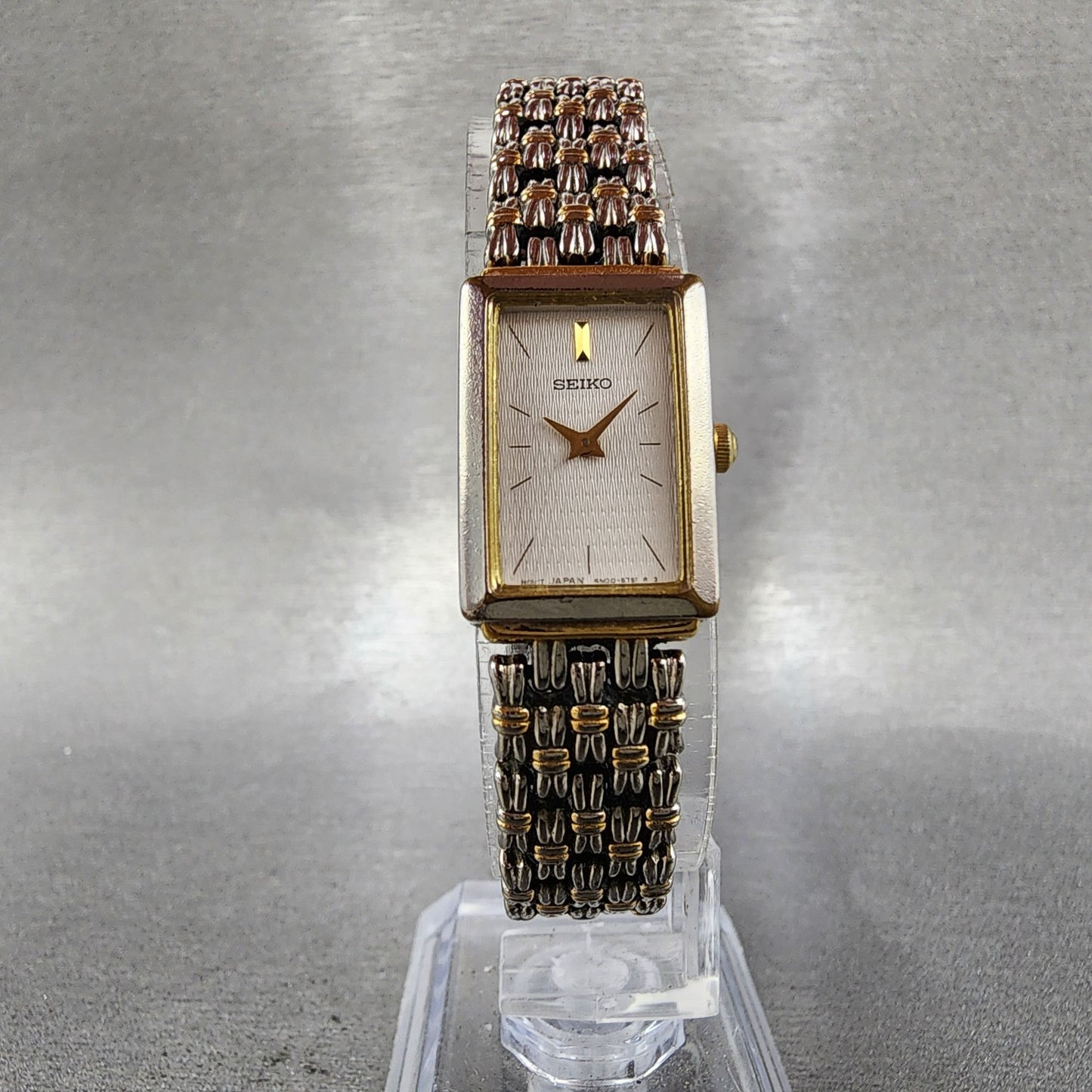 Seiko Tank Watch Women 15mm White Dial Two Tone Rectangle 4n007149 New Battery5