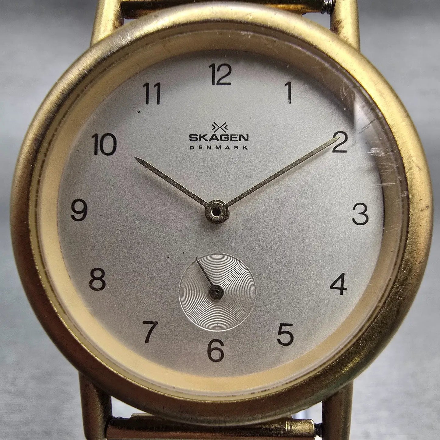 Skagen Watch Men 35mm Silver Dial Gold Tone Small Seconds Round 5LGG New Battery1