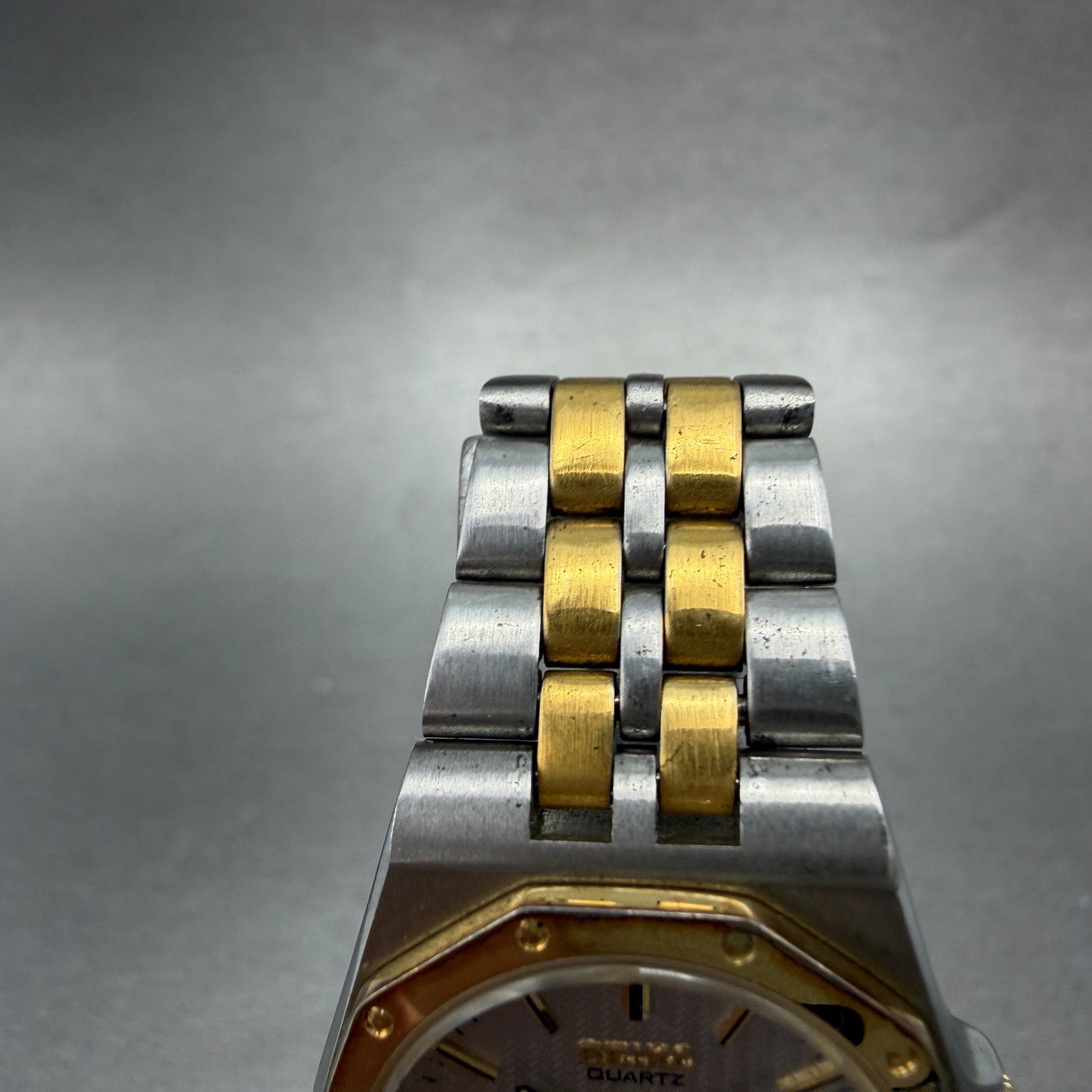 Seiko SQ Watch Women 26mm Silver Dial Two Tone Daydate 2A23-0100 New Battery VTG4