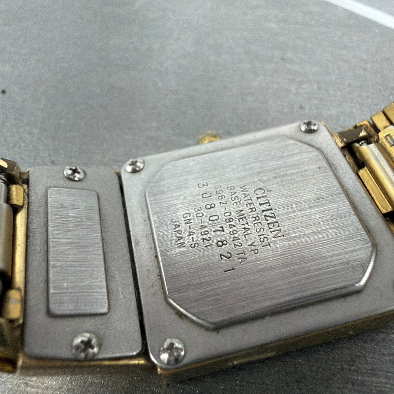 Citizen CQ Watch Men 25mm Champagne Dial Gold Tone 8962-084942 PARTS10