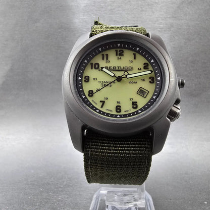 Bertucci A-2TE watch Men 40mm Green Dial Titanium Date Round New battery5