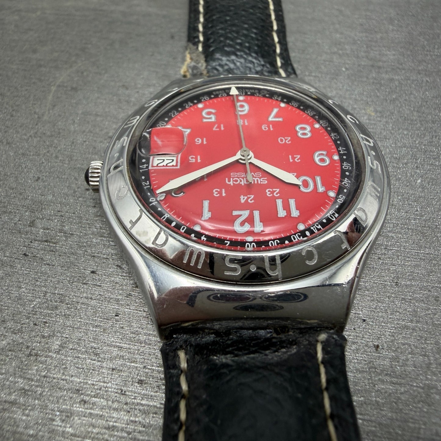 Swatch Irony Happy Joe Red Watch Men 38mm Red Dial Steel Date Round New Battery4