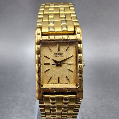 Seiko Tank Watch Women 16mm Gold Dial Gold Tone Rectangle 1N015A69 New Battery0