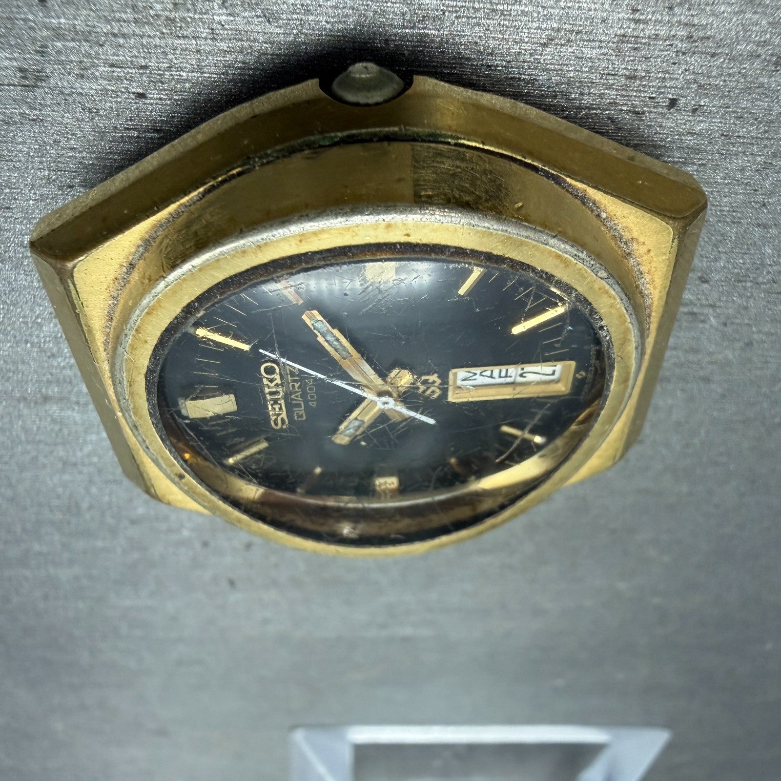Seiko SQ Watch Men 37mm Black Dial Gold Tone Daydate Oval 0903-8029 PARTS VTG6