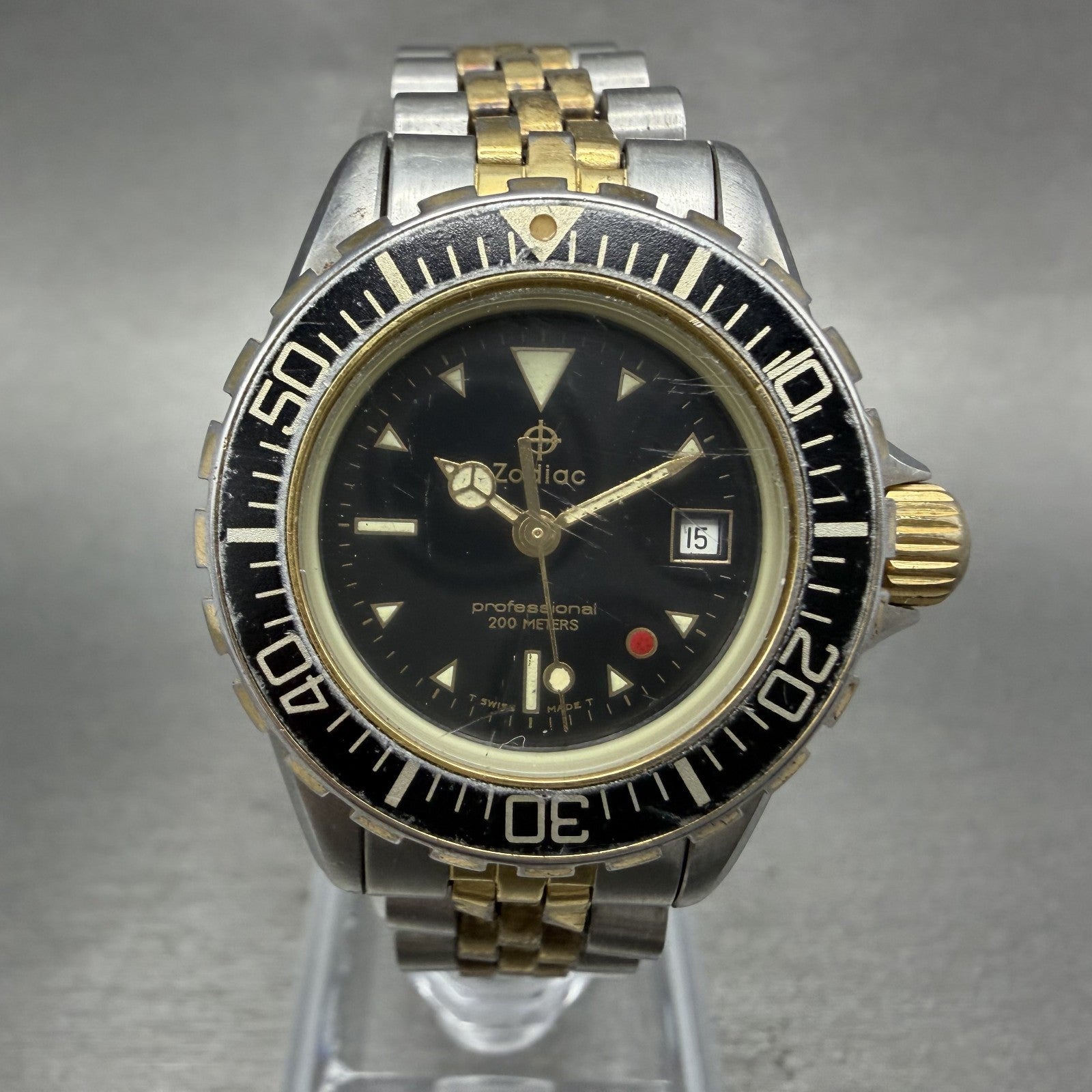 Zodiac Professional Dive Watch Women 29mm Black Dial Two Tone Date Red Dot Works0