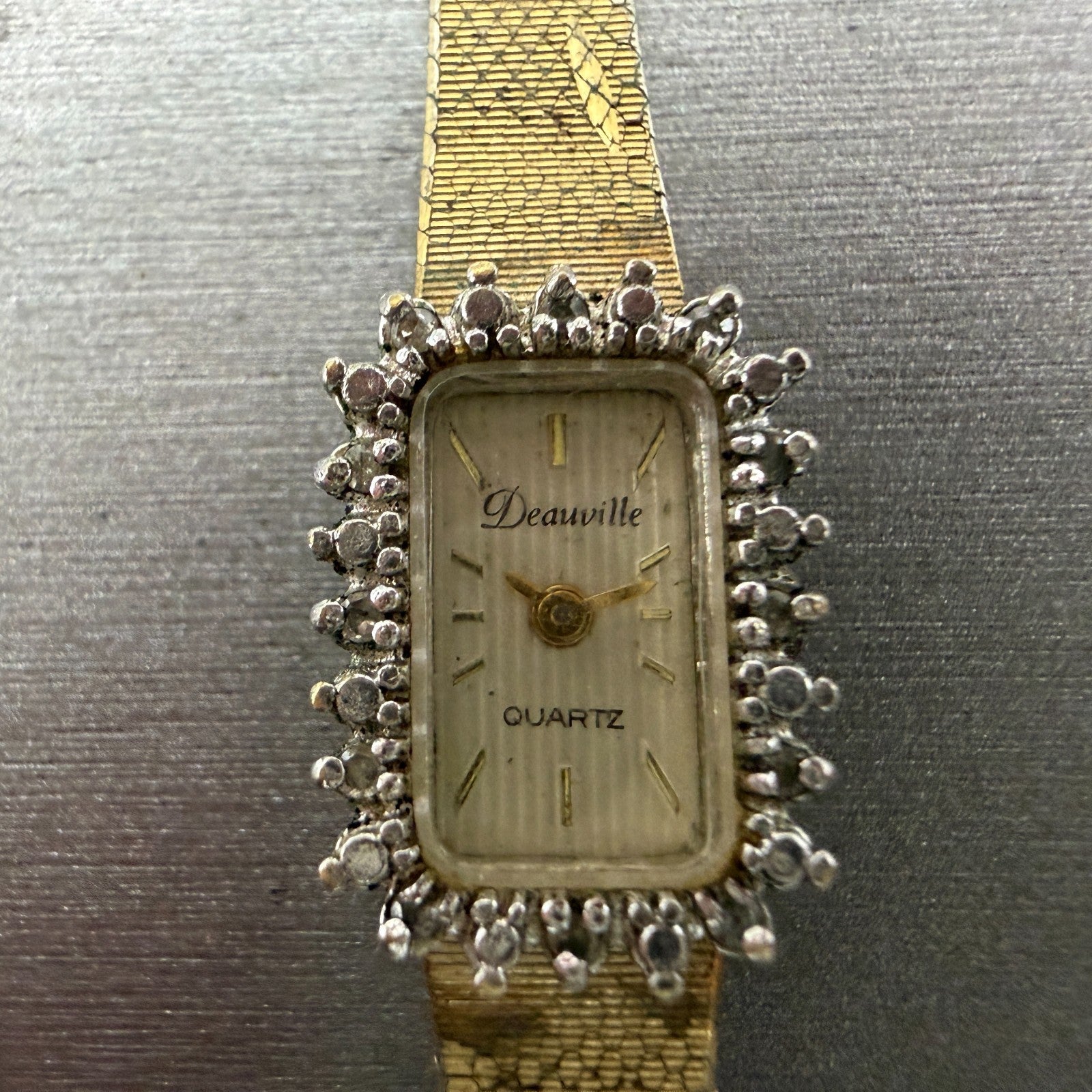 Armitron Deauville Watch Women 12mm Gold Tone Diamond Bezel BROKEN!! New Battery2