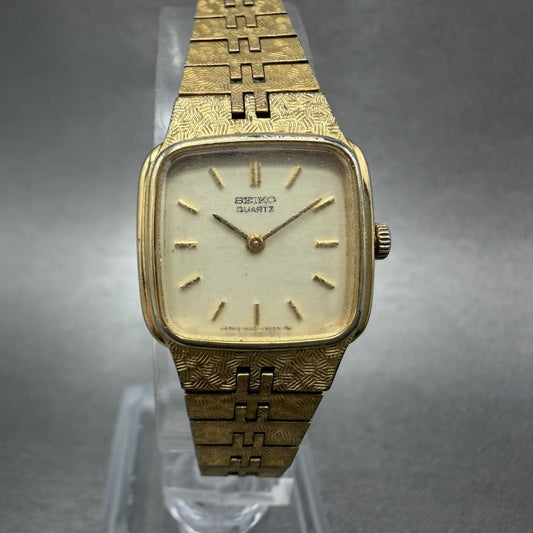 Seiko Watch Women 19mm Champagne Dial Gold Tone Rectangle 1400-6129 New Battery0