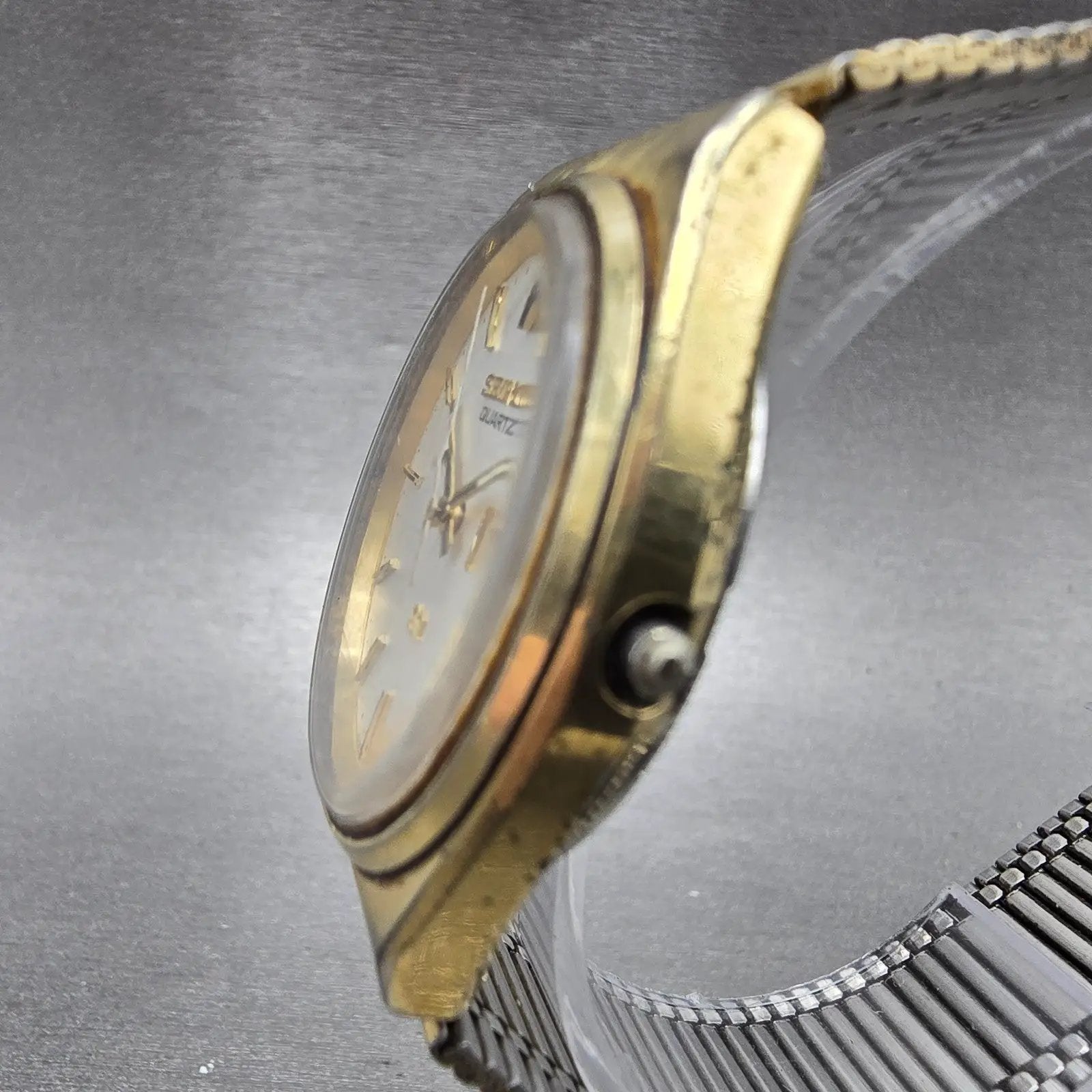 Seiko SQ Watch Men 35mm Silver Dial Gold Tone Daydate Round 8223-8029 PARTS VTGL3