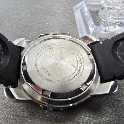 ESQ Submersible Dive Watch Women 32mm White Dial Silver Date Round New Battery9