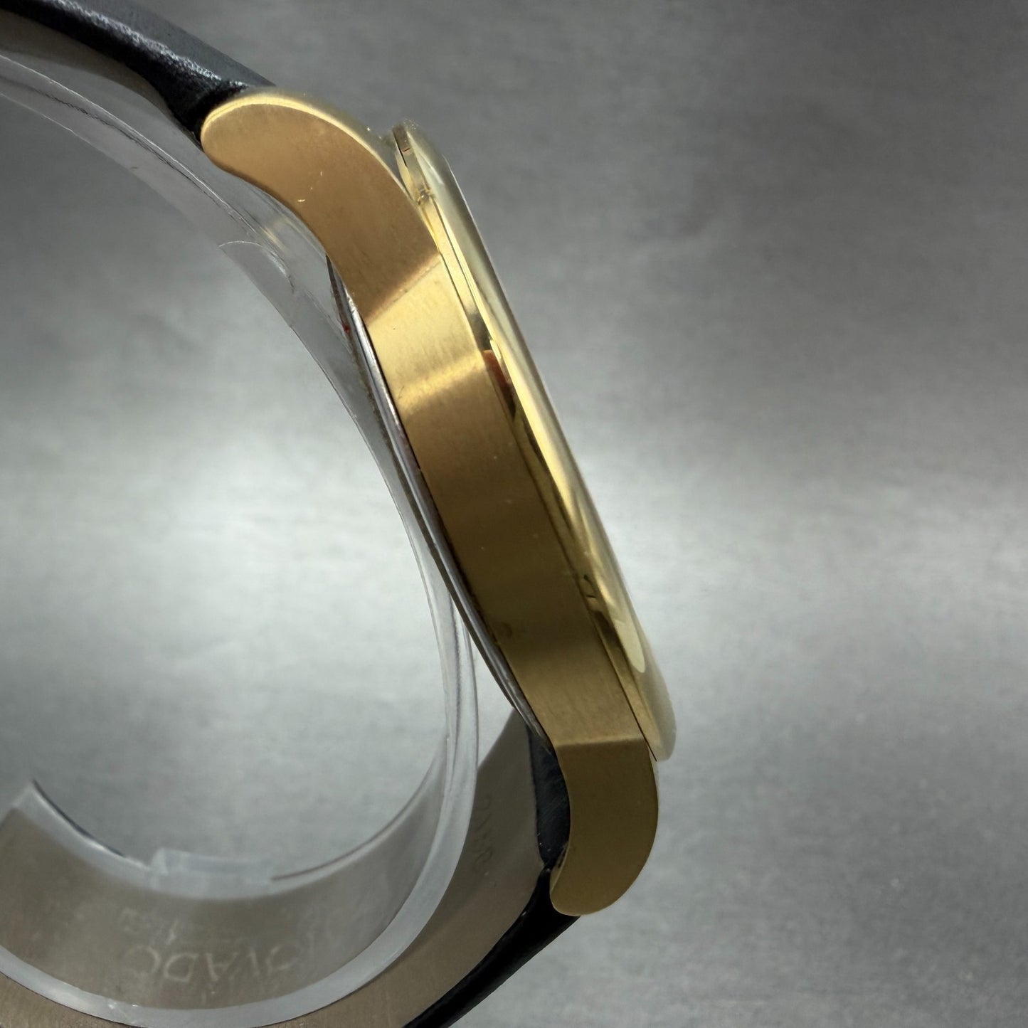 Movado Museum Watch Men 40mm Black Dial Gold Tone Round 07.1.36.1262 New Battery3