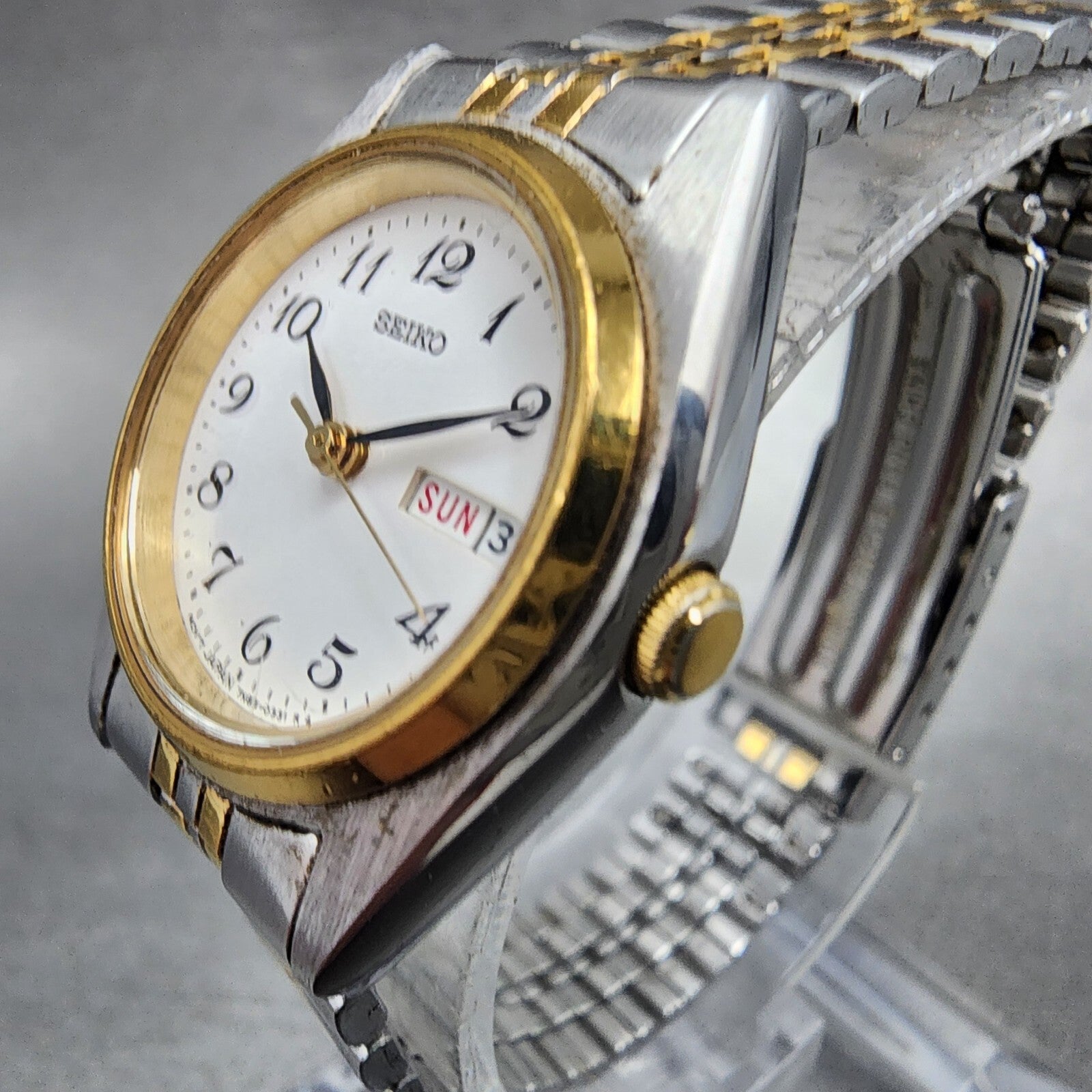 Seiko Watch Women 24mm White Dial Two Tone Daydate Round 7N830011 New Battery2